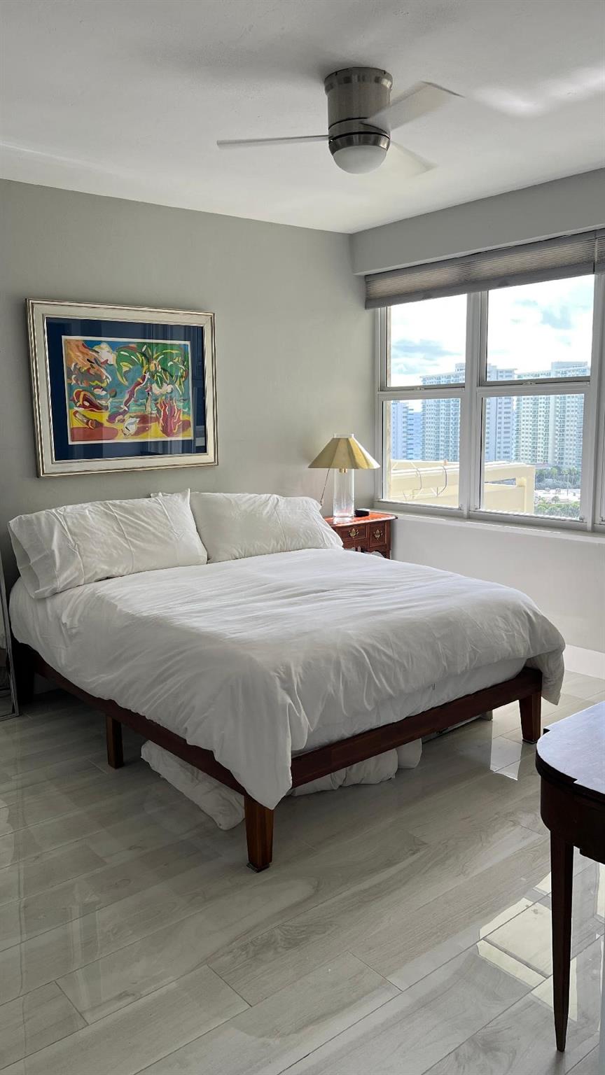 Coral Ridge Towers North - Residential