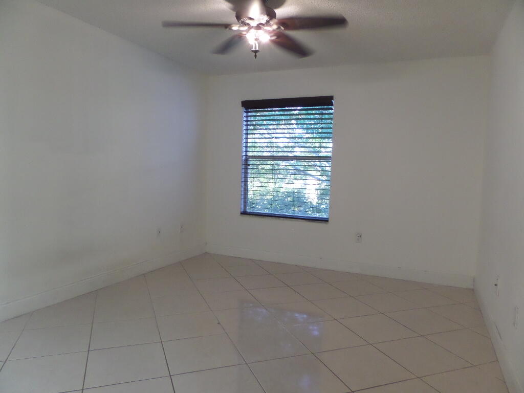 PONTE VERDE AT PALM BEACH LAKES CONDO - Residential Lease