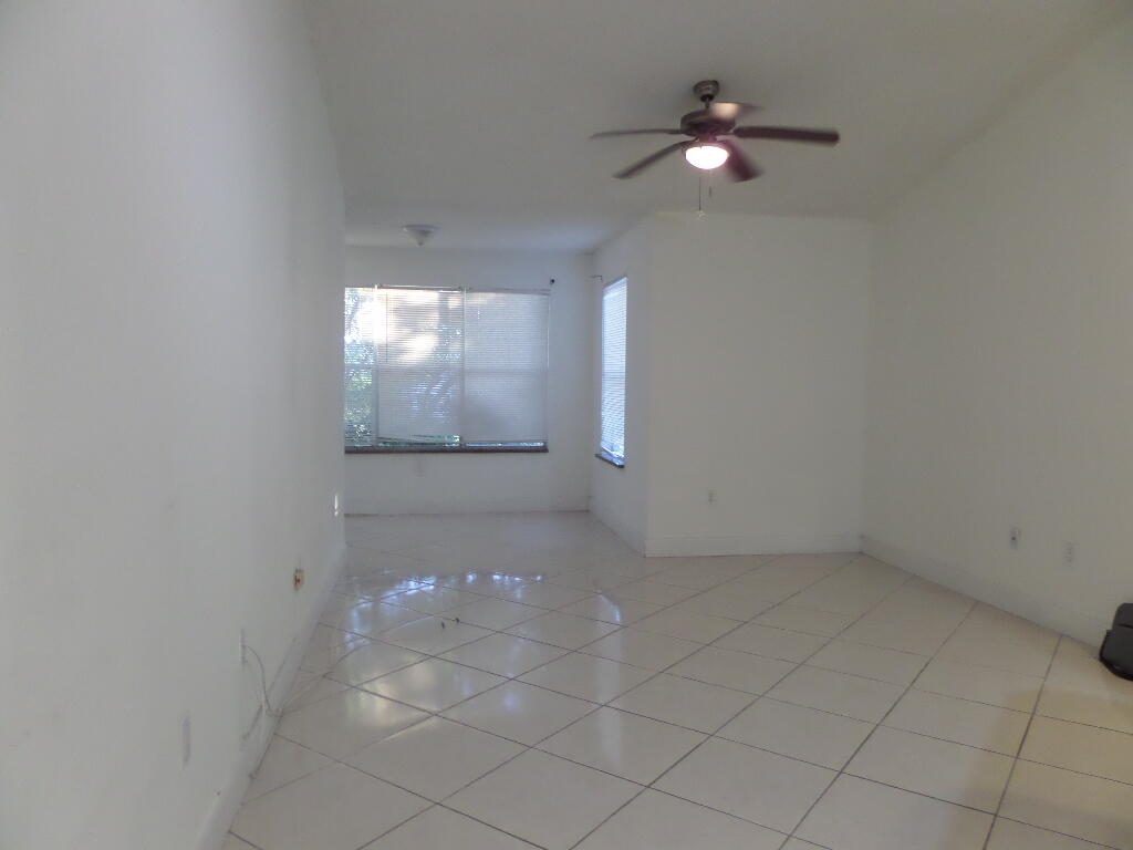 PONTE VERDE AT PALM BEACH LAKES CONDO - Residential Lease