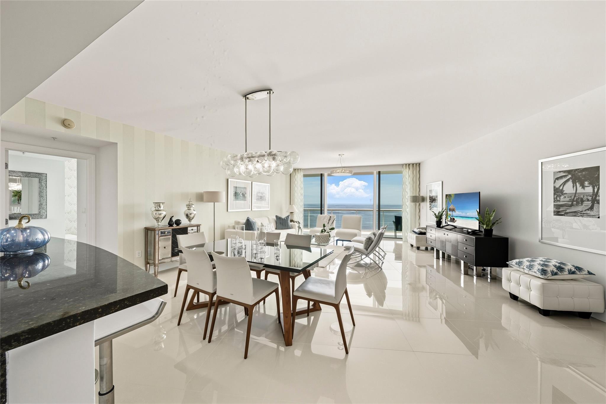 Plaza at Oceanside - Residential