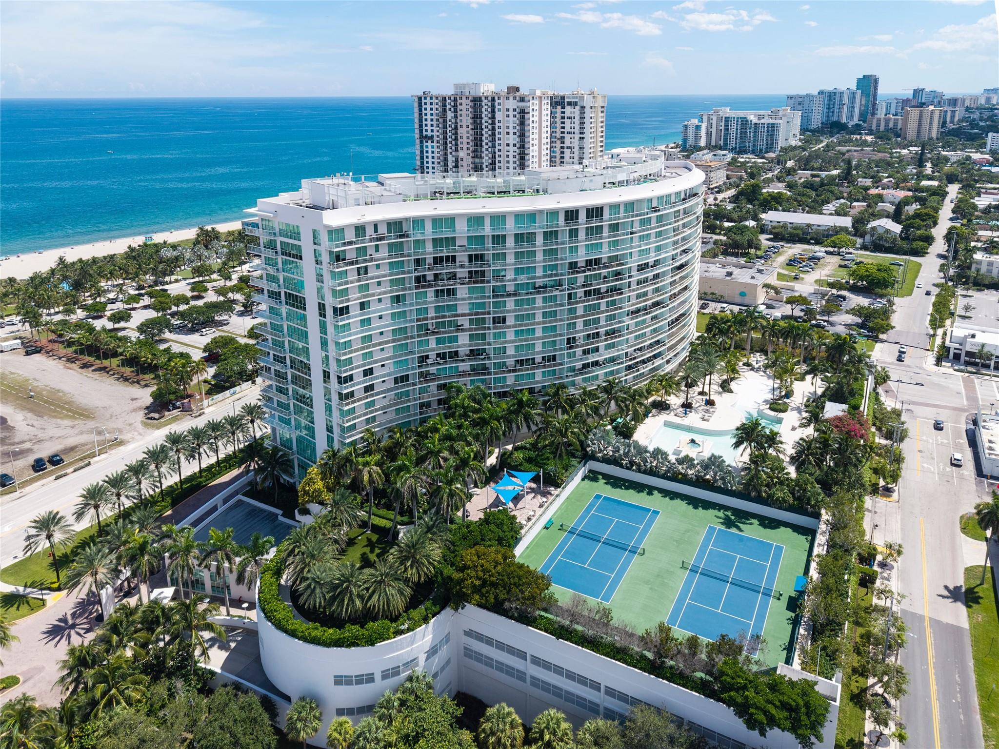 1 N Ocean Blvd 1604