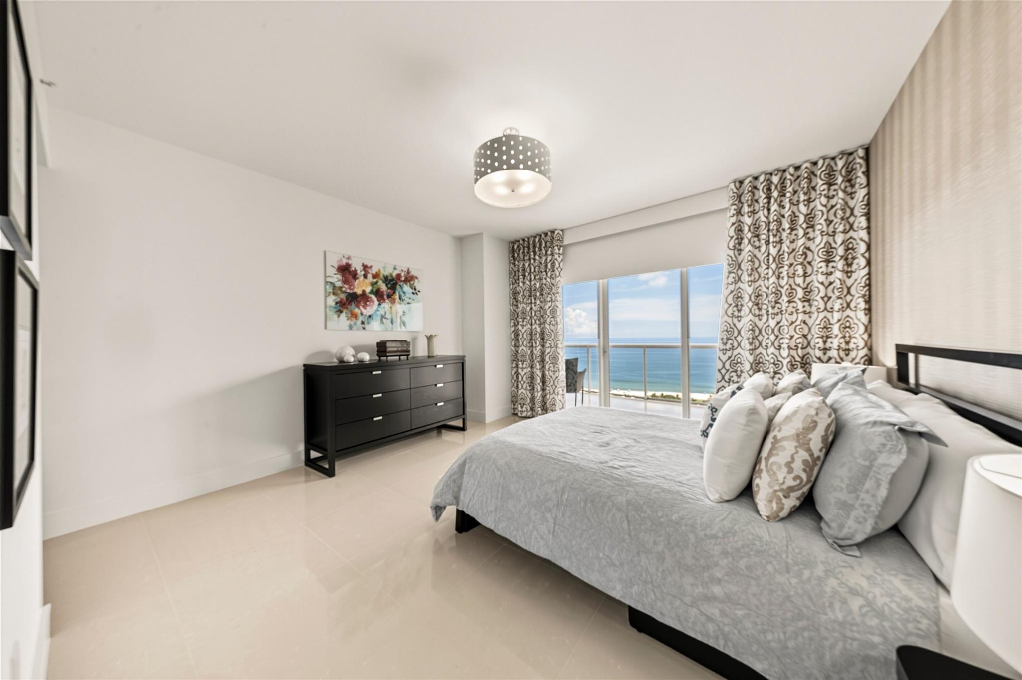 Plaza at Oceanside - Residential