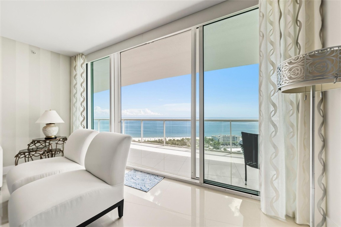 1 N Ocean Boulevard 1604