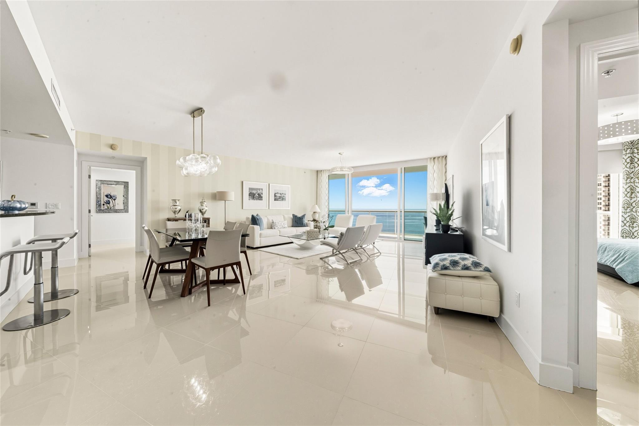 Plaza at Oceanside - Residential
