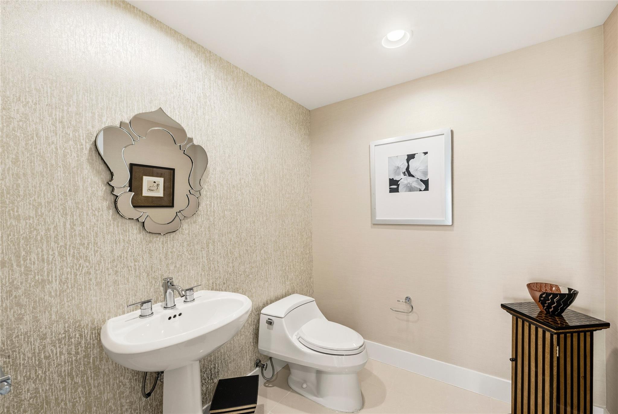 Plaza at Oceanside - Residential