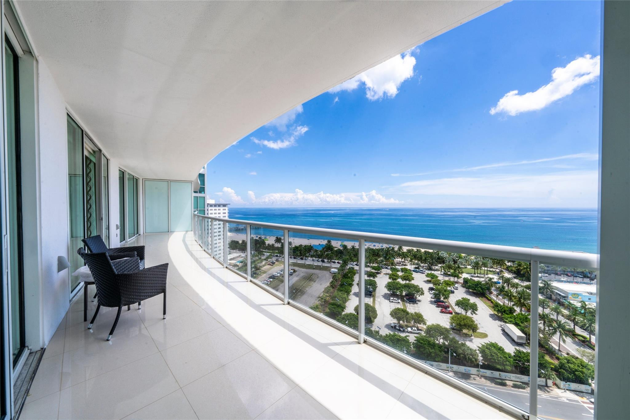 1 N Ocean Boulevard 1604