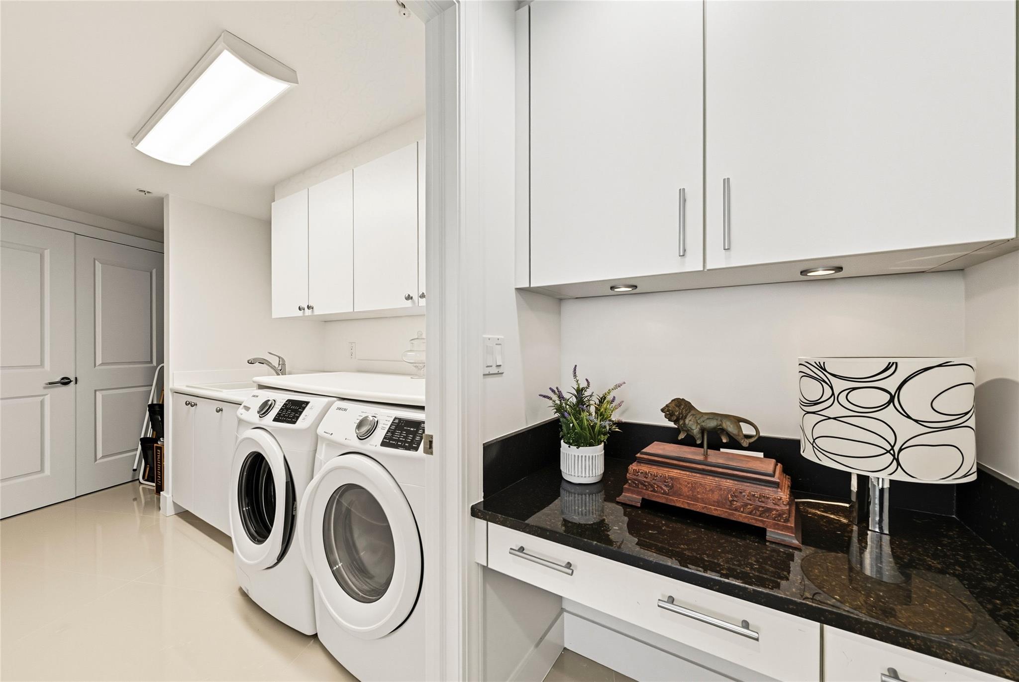 Plaza at Oceanside - Residential