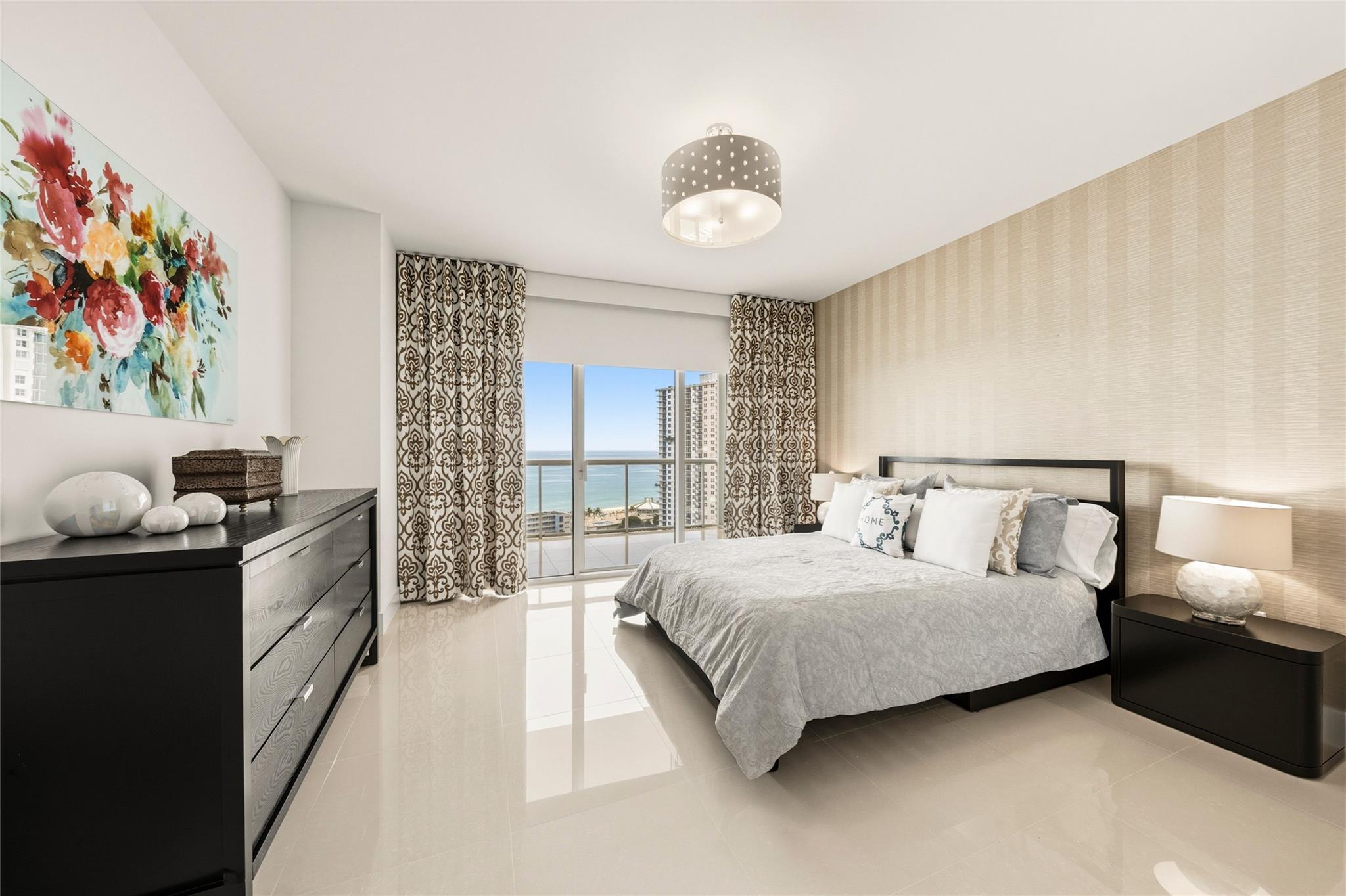 Plaza at Oceanside - Residential