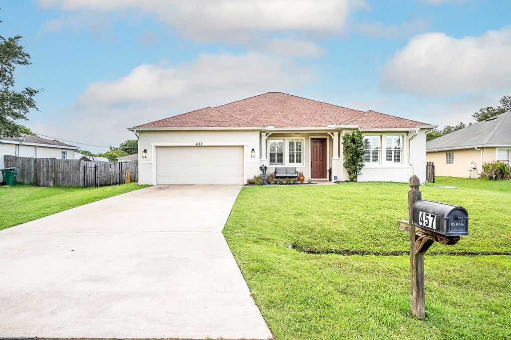 Photo of 457 SW Dolores Avenue, Port Saint Lucie, FL 34983 (MLS # R10813509)