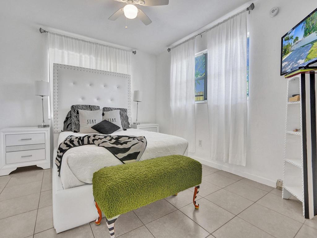 Silver Shores Sec Of Laud - Residential Lease