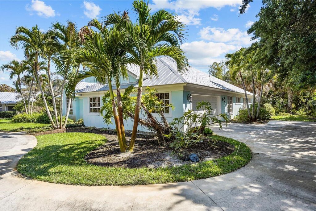 Photo of 340 SE Saint Lucie Boulevard, Stuart, FL 34996 (MLS # B26009764)