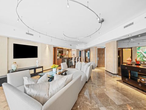 333 Las Olas Way 2604 Fort Lauderdale FL 33301