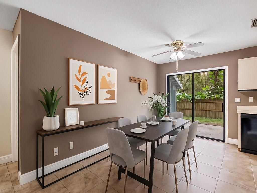 Photo of 6125 7th Lane, Vero Beach, FL 32968 (MLS # R11131373)