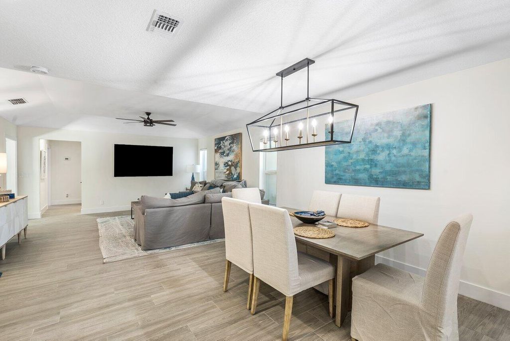 Photo of 1474 Via Del Sol, Jupiter, FL 33477 (MLS # R10986301)