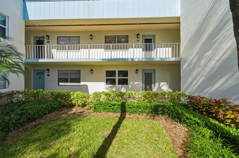 462 Normandy J Delray Beach FL 33484