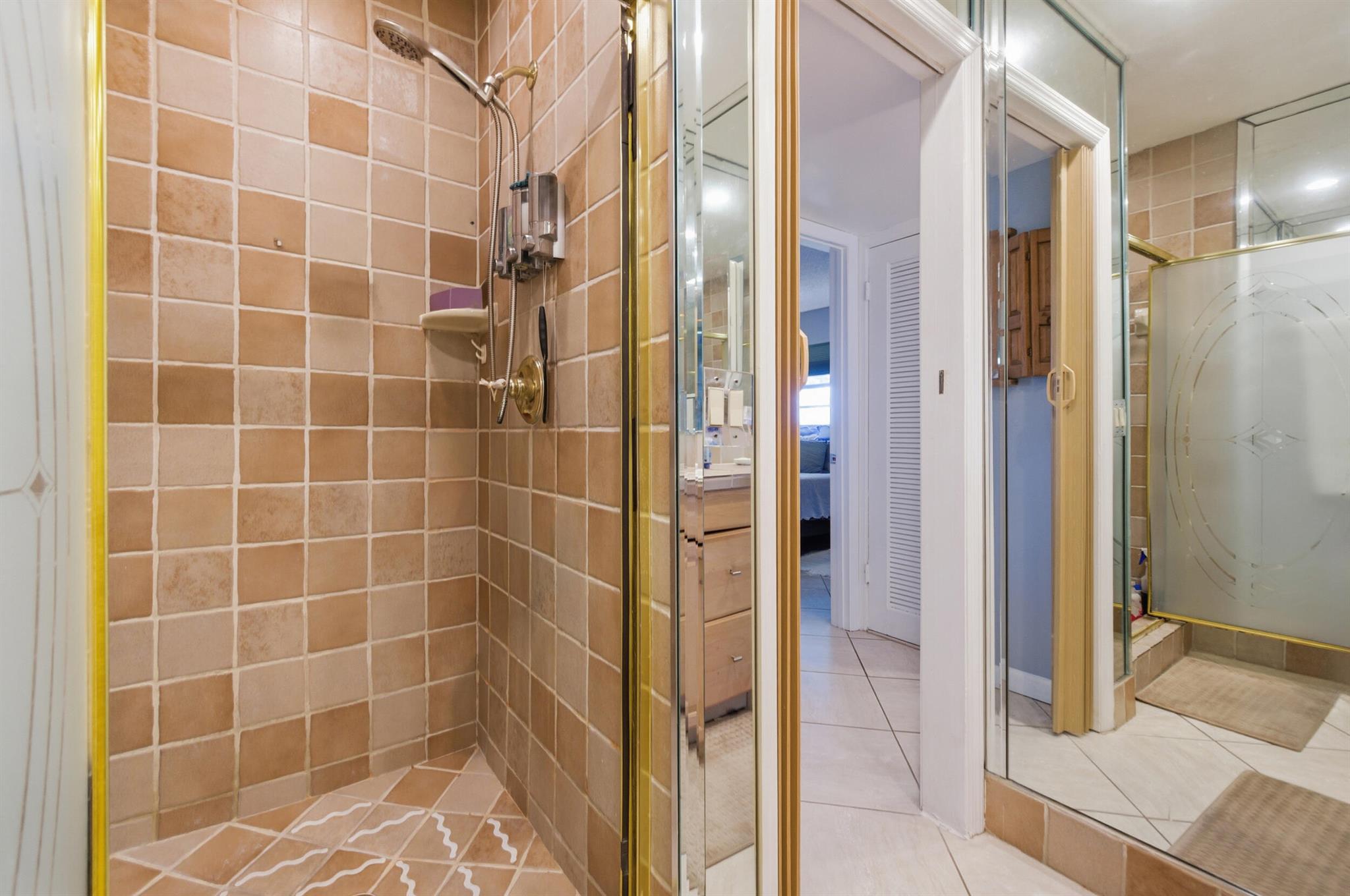 KINGS POINT NORMANDY COND - Residential