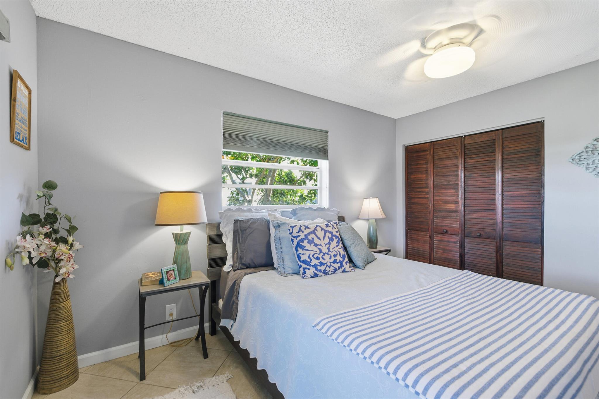 KINGS POINT NORMANDY COND - Residential