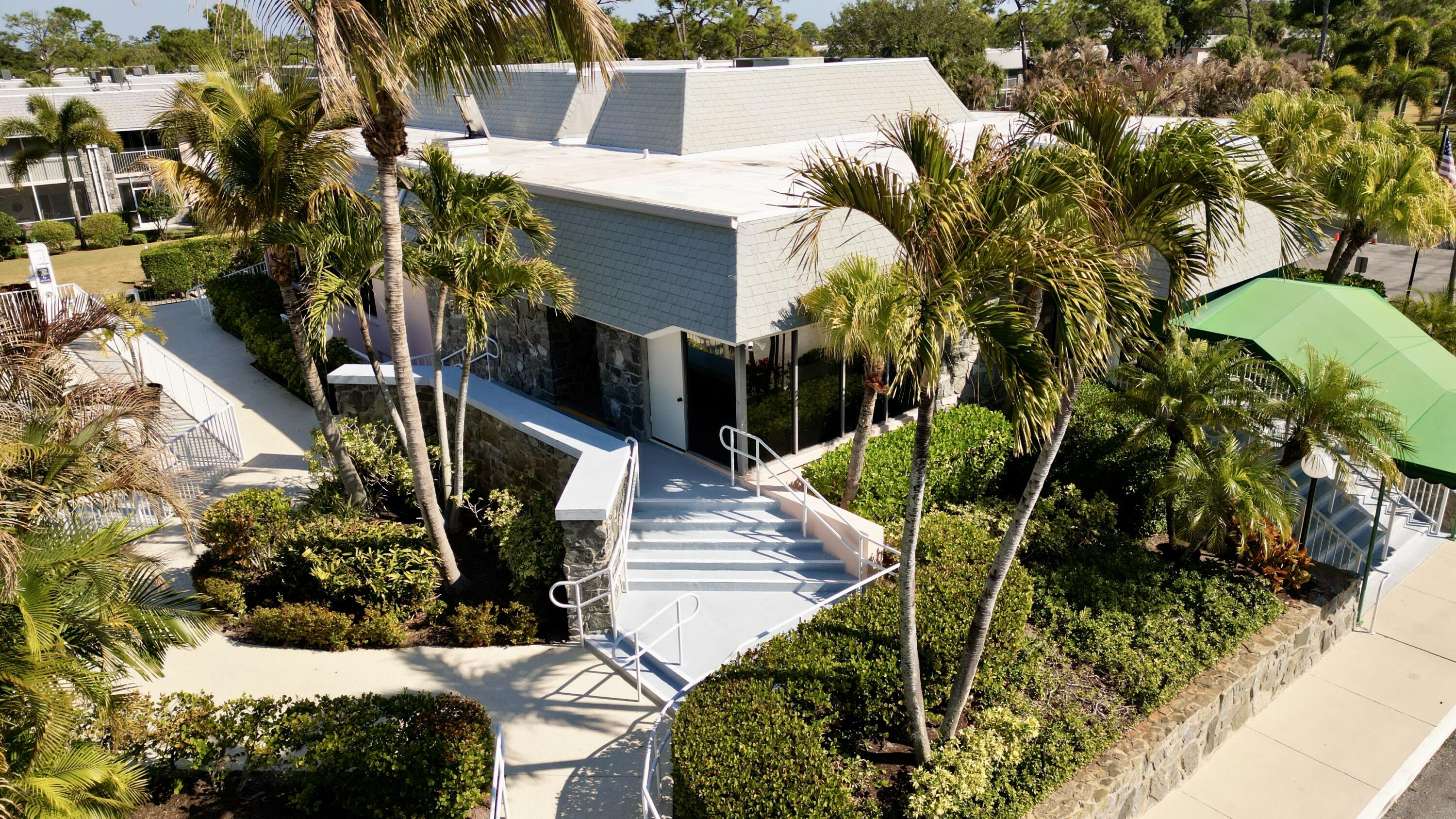 The Little Club - Residential