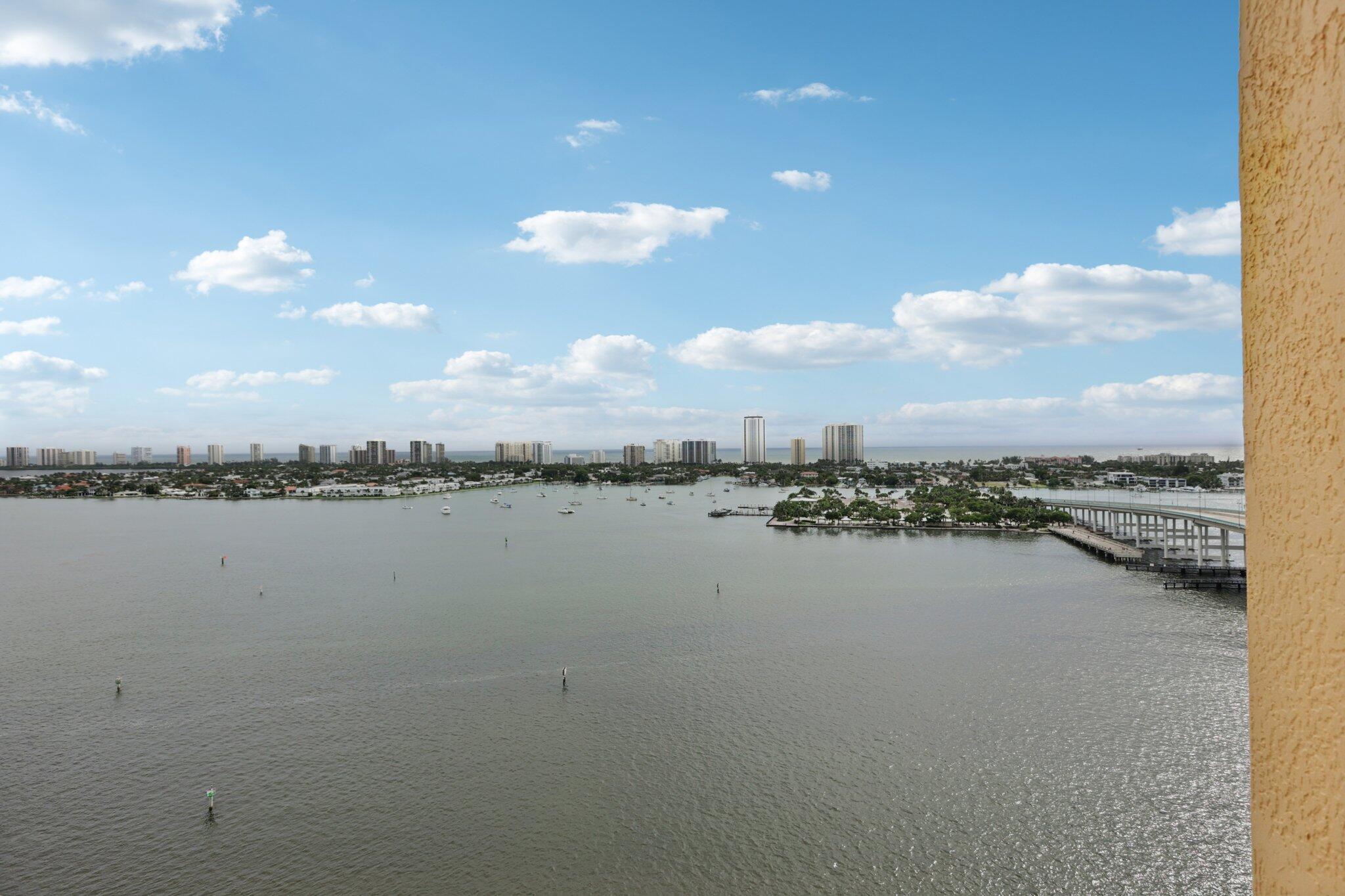MARINA GRANDE RIVIERA BEA - Residential