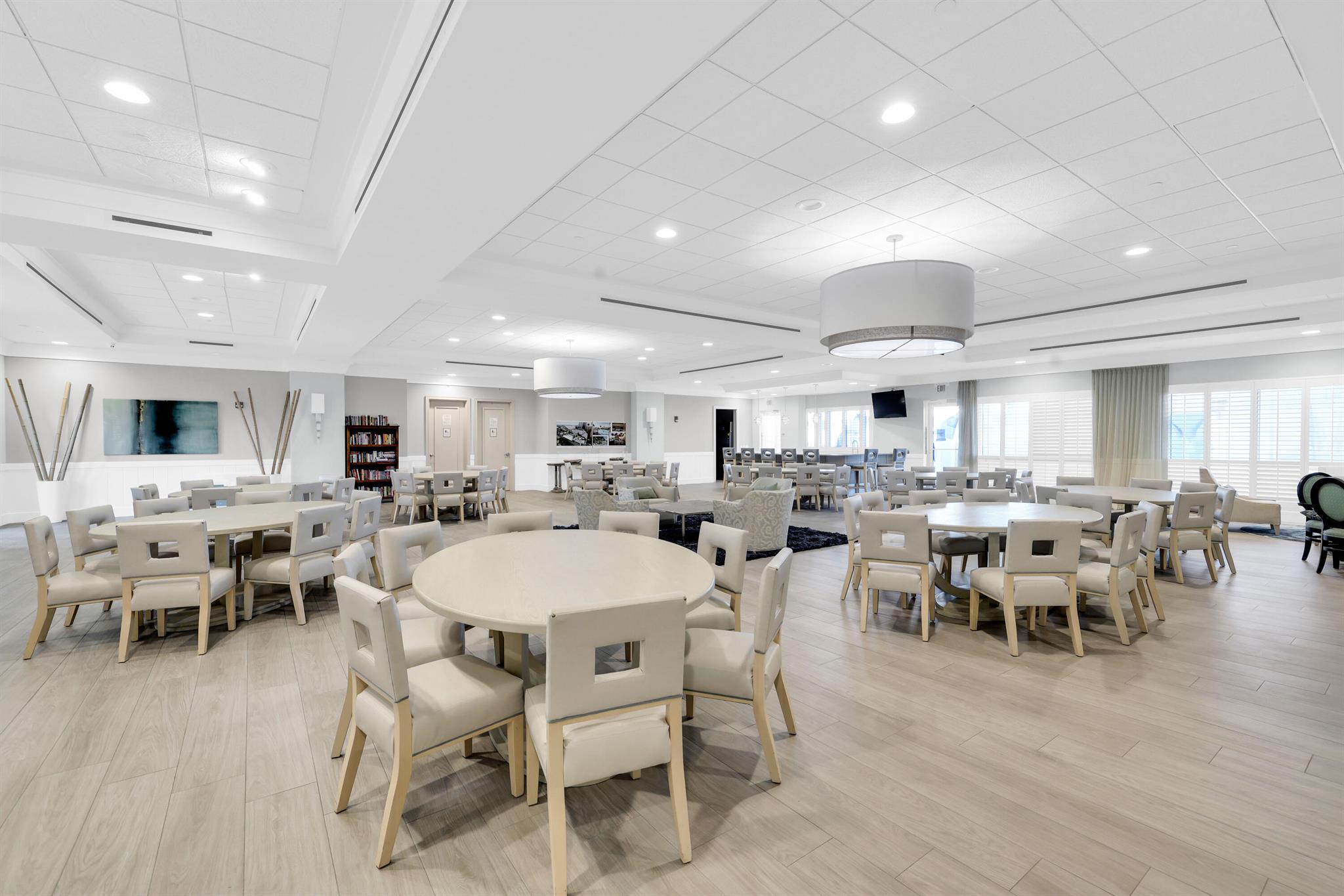 MARINA GRANDE RIVIERA BEA - Residential