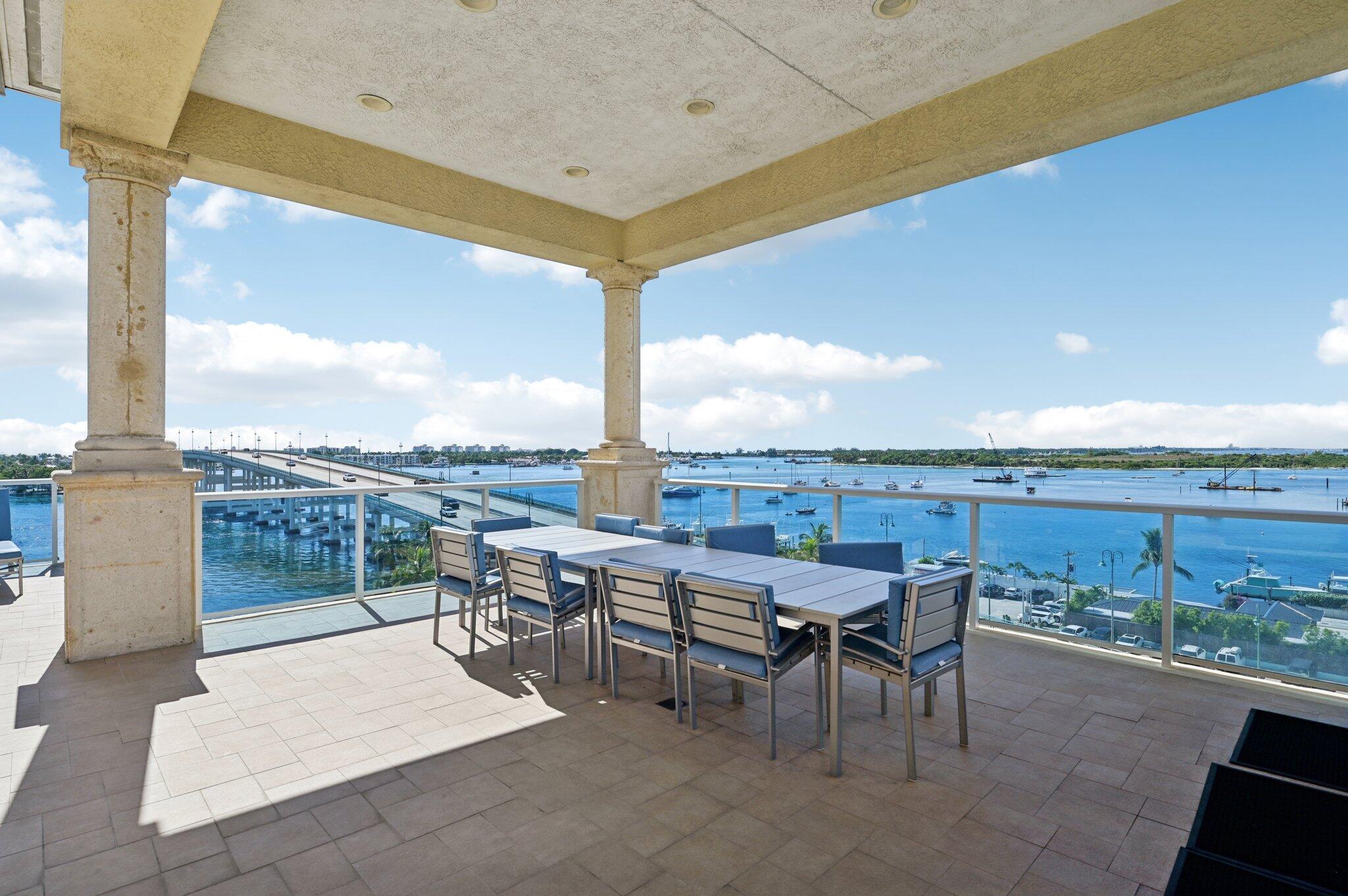 MARINA GRANDE RIVIERA BEA - Residential