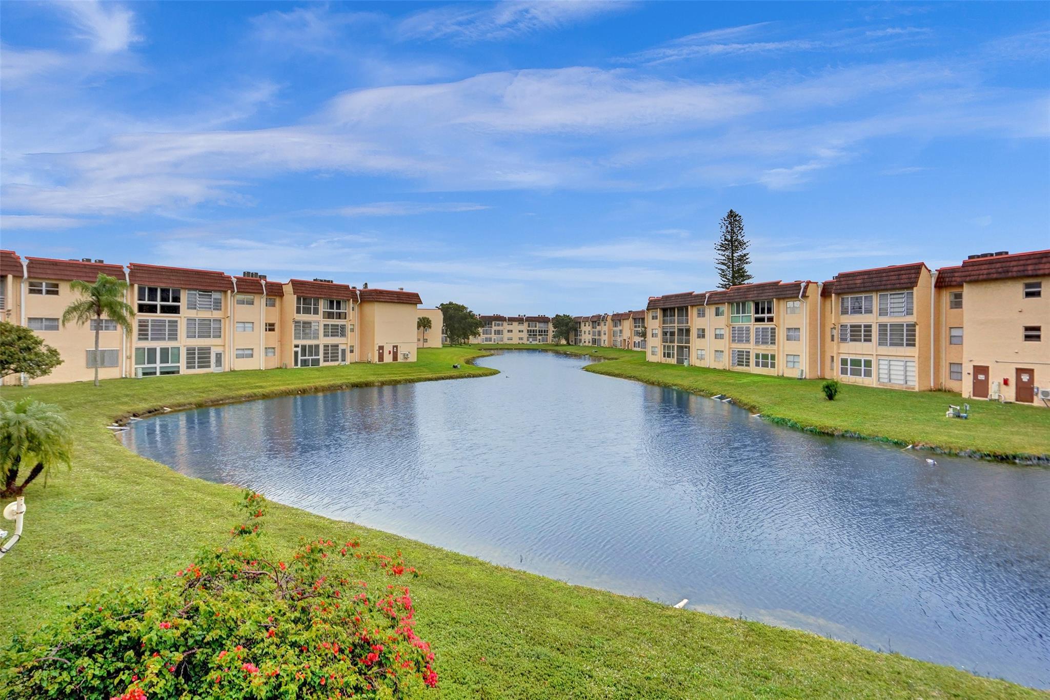 Sunrise Lakes - Residential