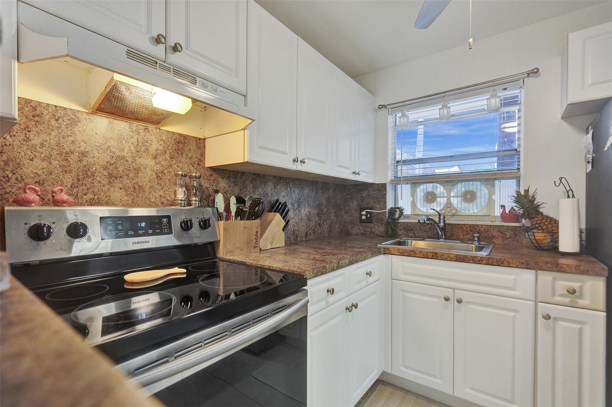 Sunrise Lakes - Residential