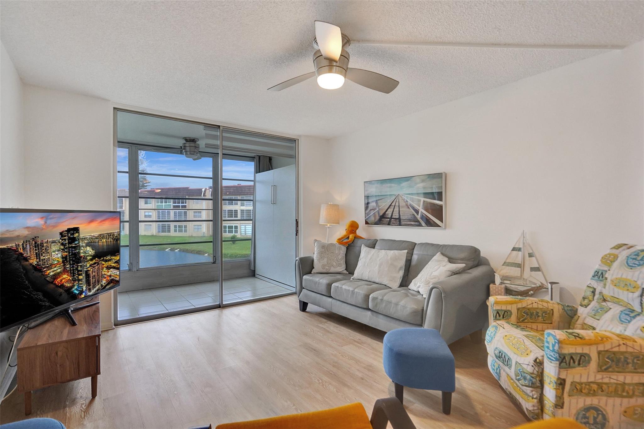 Sunrise Lakes - Residential