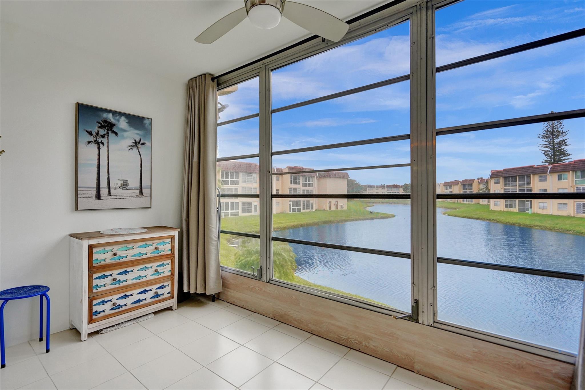 Sunrise Lakes - Residential