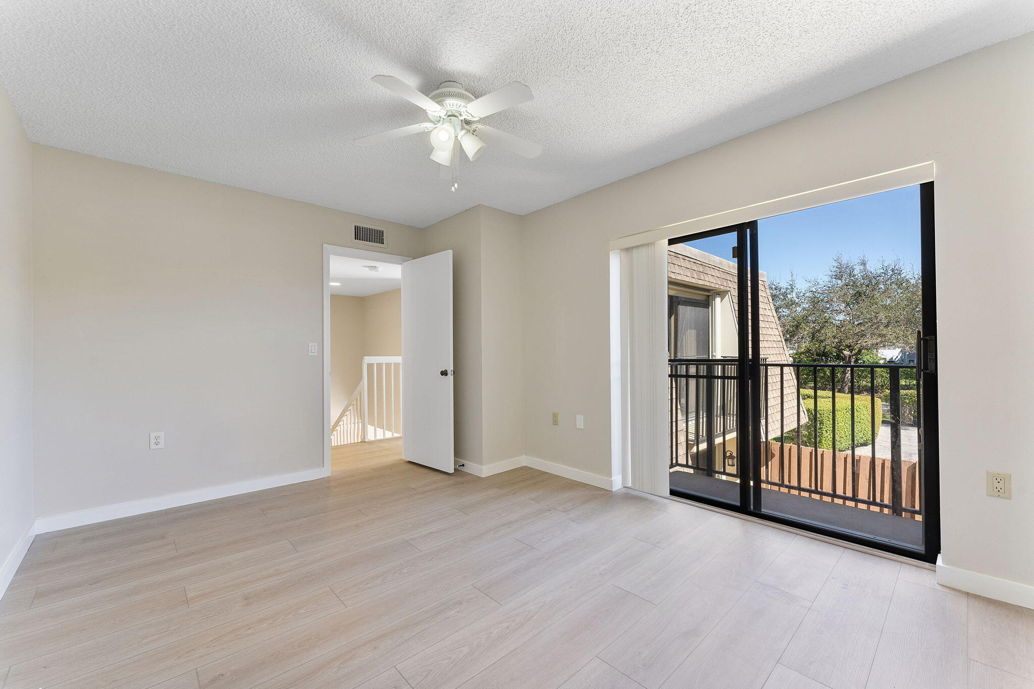 DELRAY OAKS WEST CONDO - Residential Lease