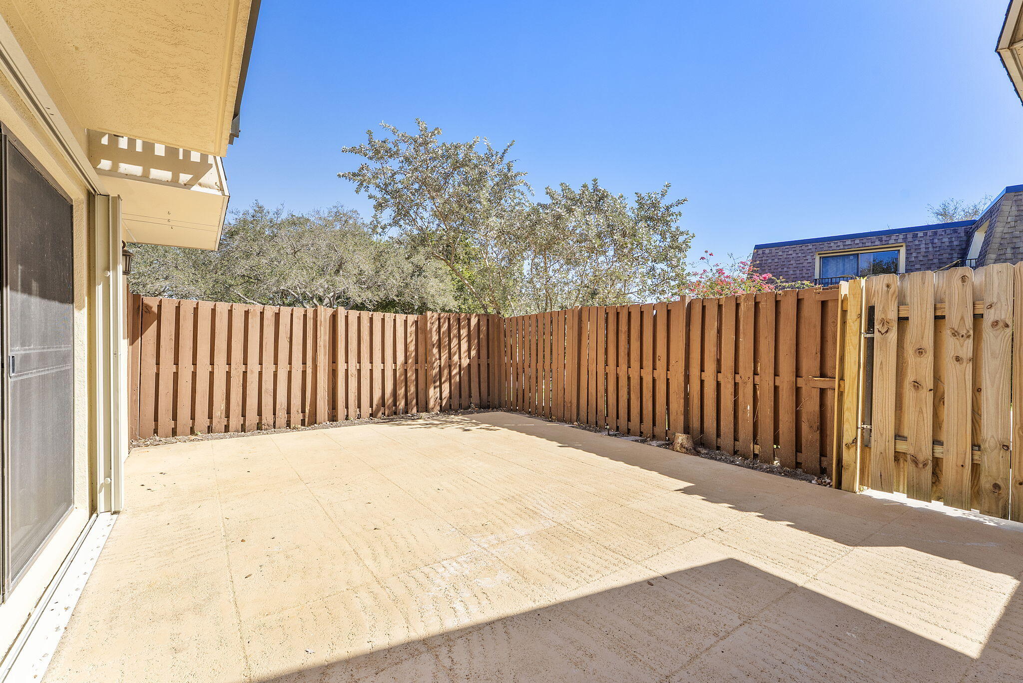 DELRAY OAKS WEST CONDO - Residential Lease