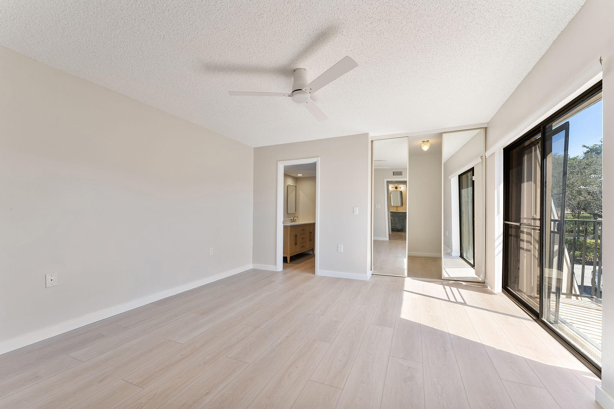 DELRAY OAKS WEST CONDO - Residential Lease
