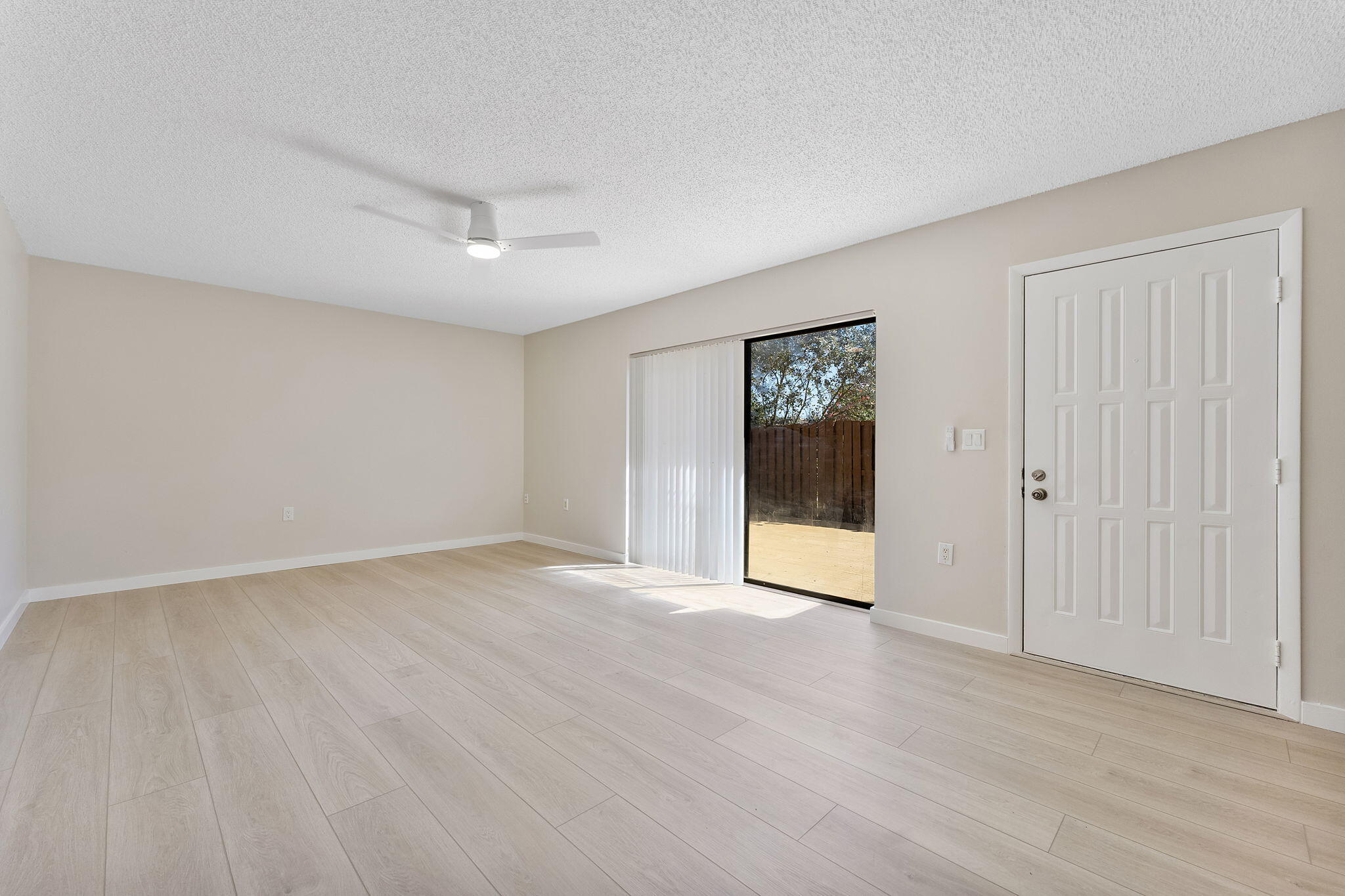 DELRAY OAKS WEST CONDO - Residential Lease