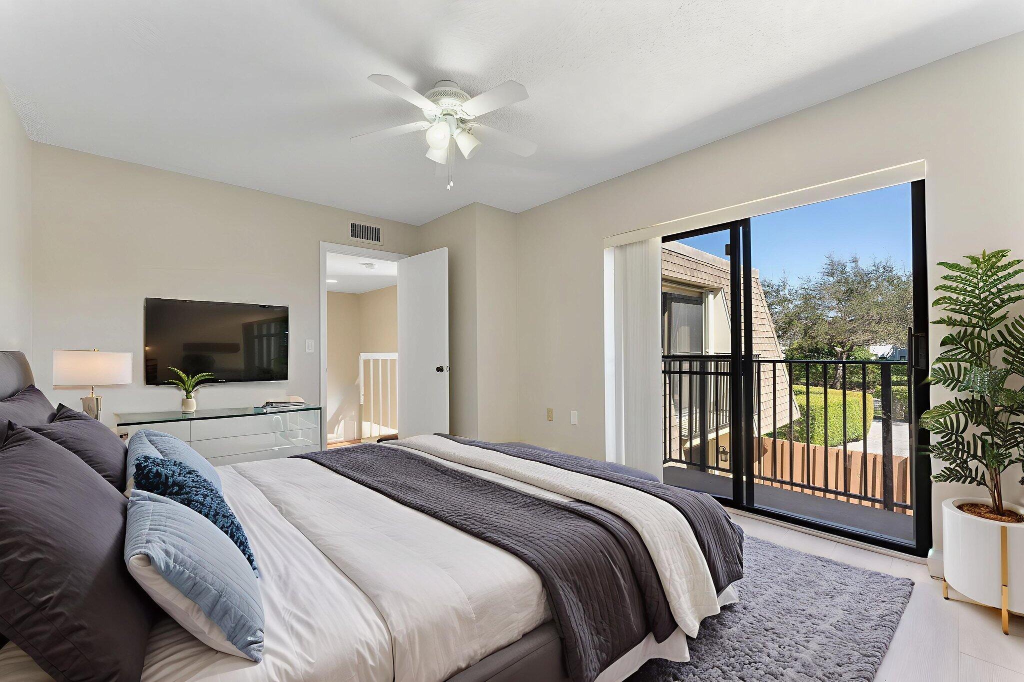 DELRAY OAKS WEST CONDO - Residential Lease