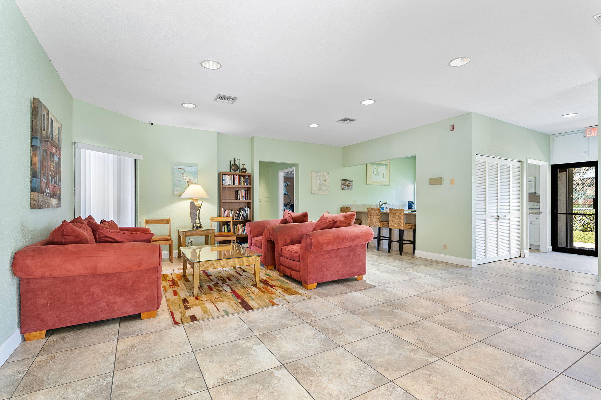 DELRAY OAKS WEST CONDO - Residential Lease