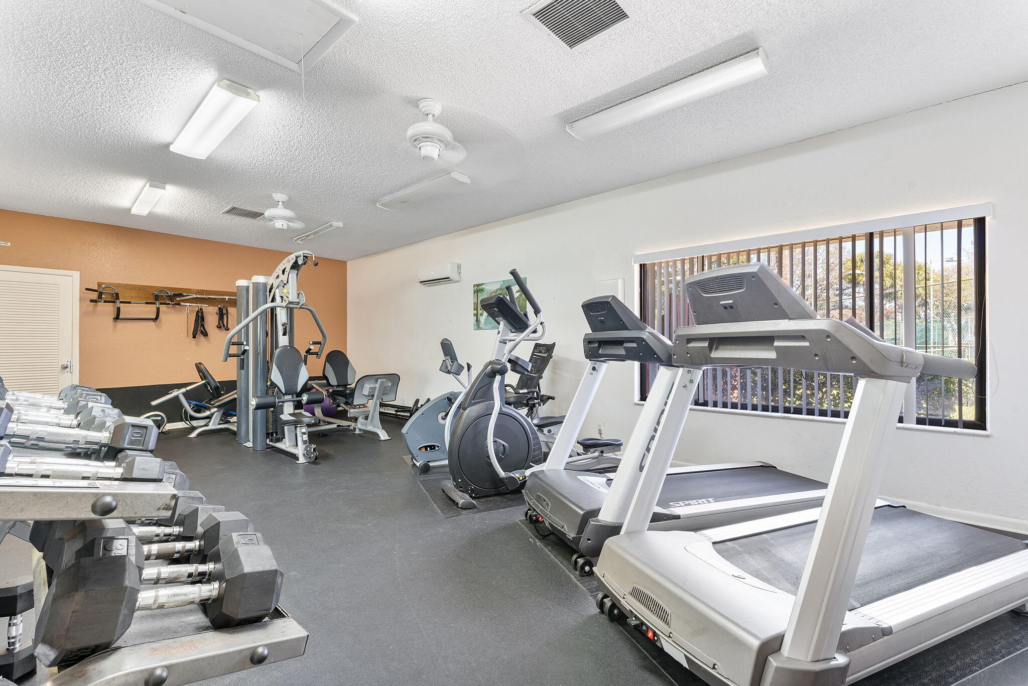 DELRAY OAKS WEST CONDO - Residential Lease