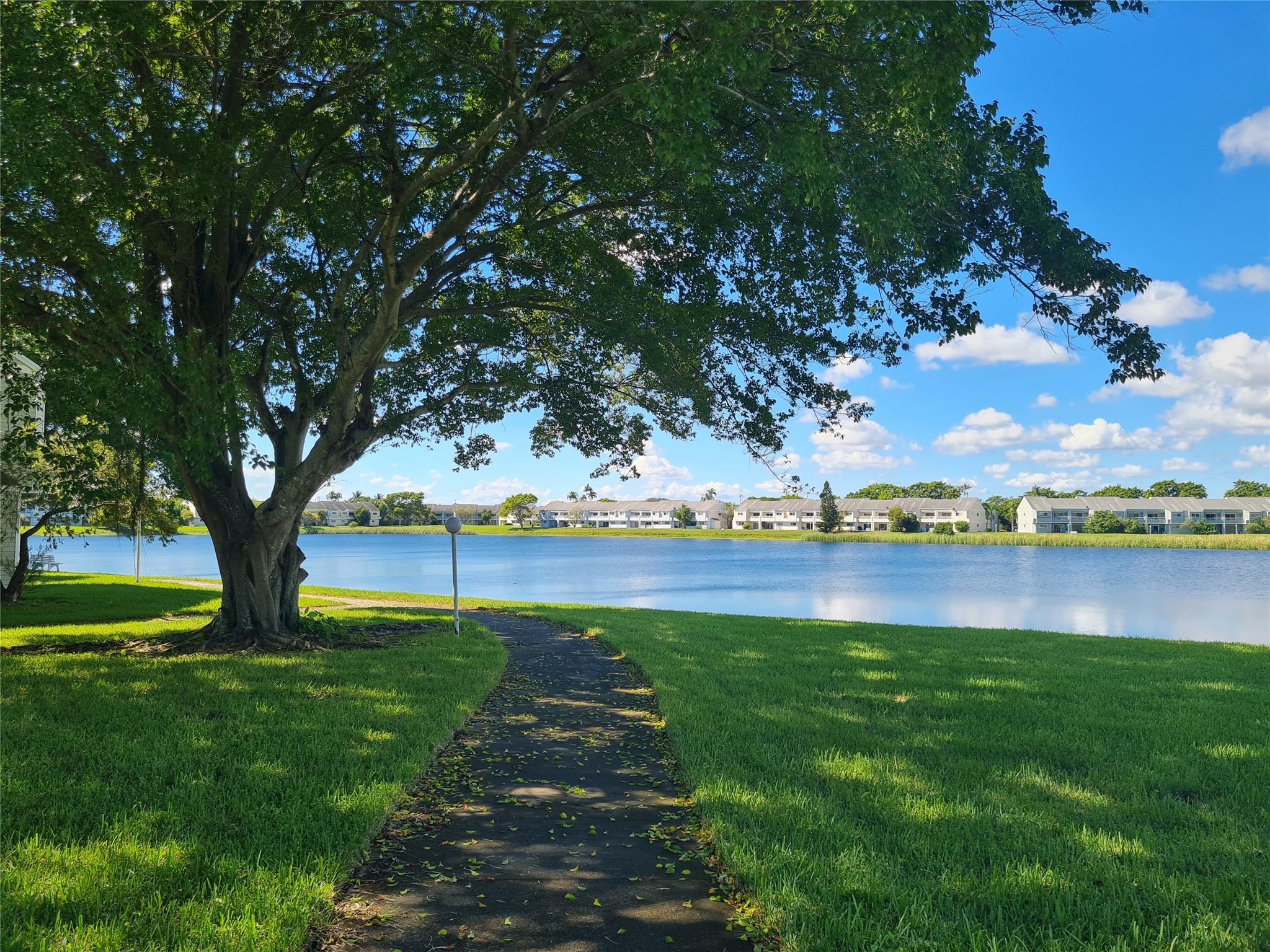Summer Lake Condo - Residential Lease