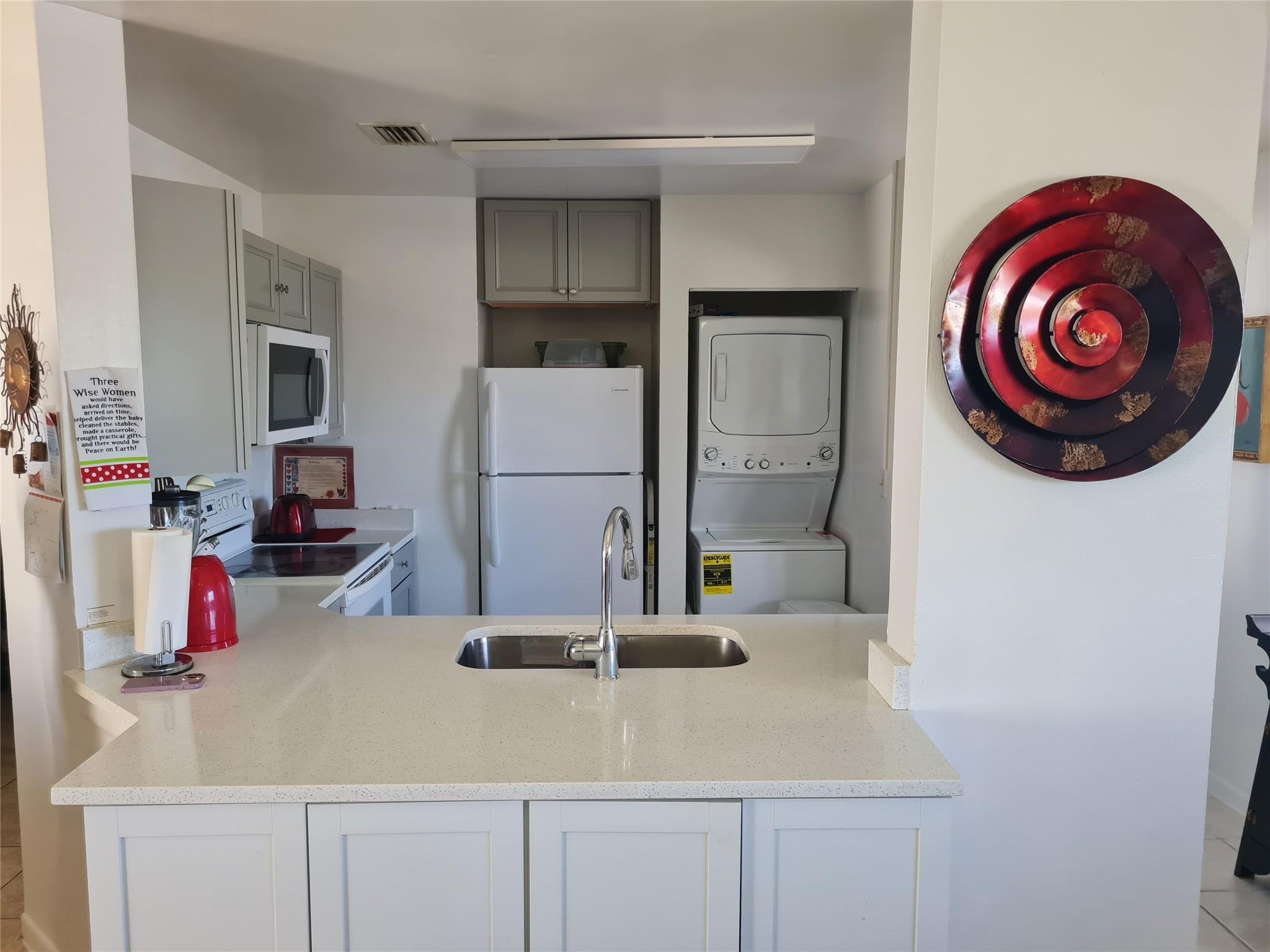 Summer Lake Condo - Residential Lease