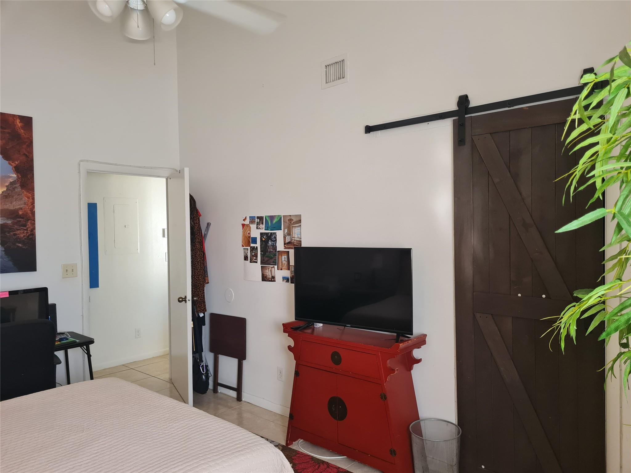 Summer Lake Condo - Residential Lease