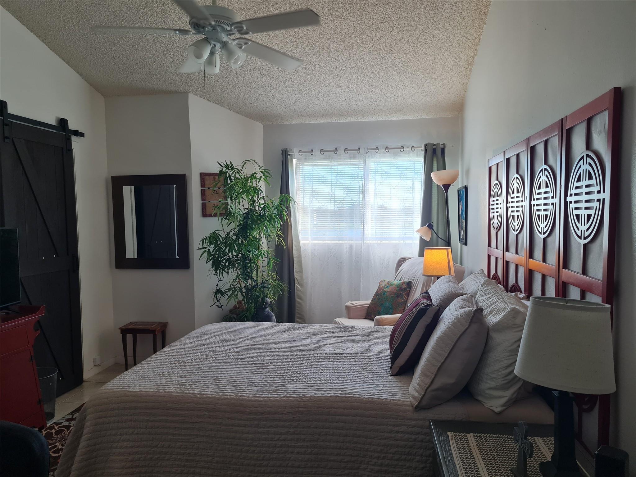 Summer Lake Condo - Residential Lease