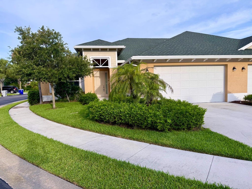 Photo of 4303 Baseline Drive, Vero Beach, FL 32967 (MLS # B26082025)