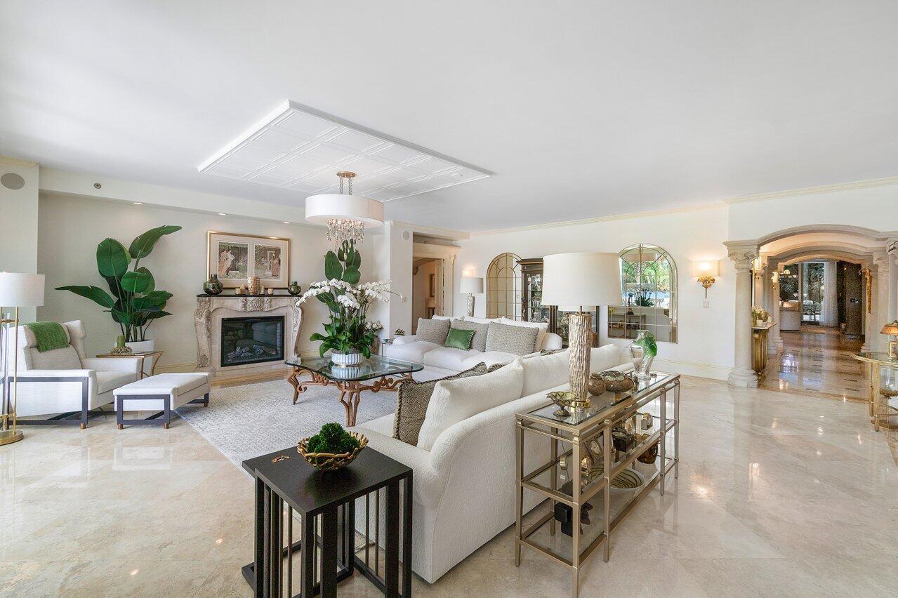 MIZNER GRAND CONDO - Residential