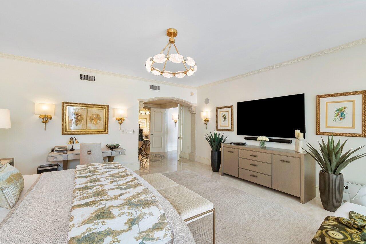 MIZNER GRAND CONDO - Residential