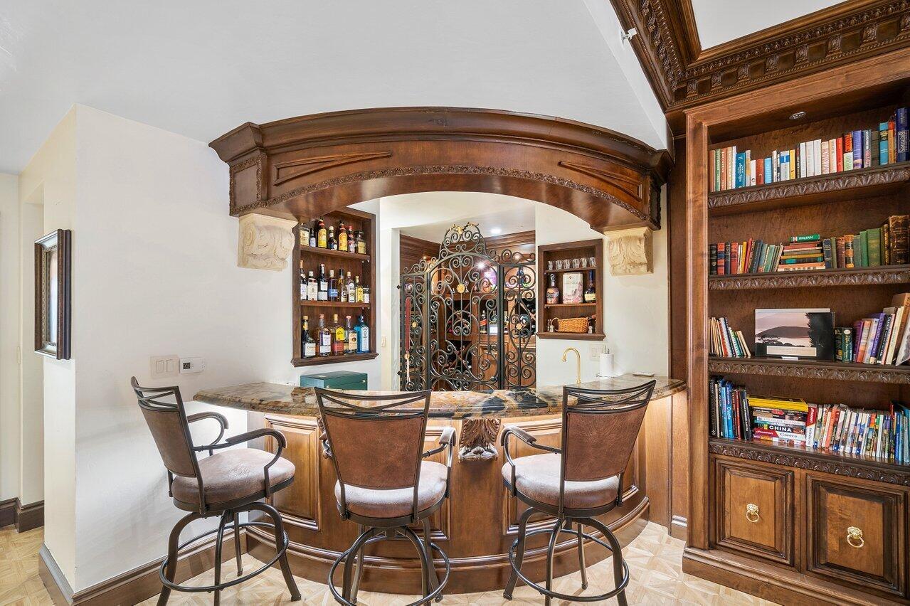 MIZNER GRAND CONDO - Residential