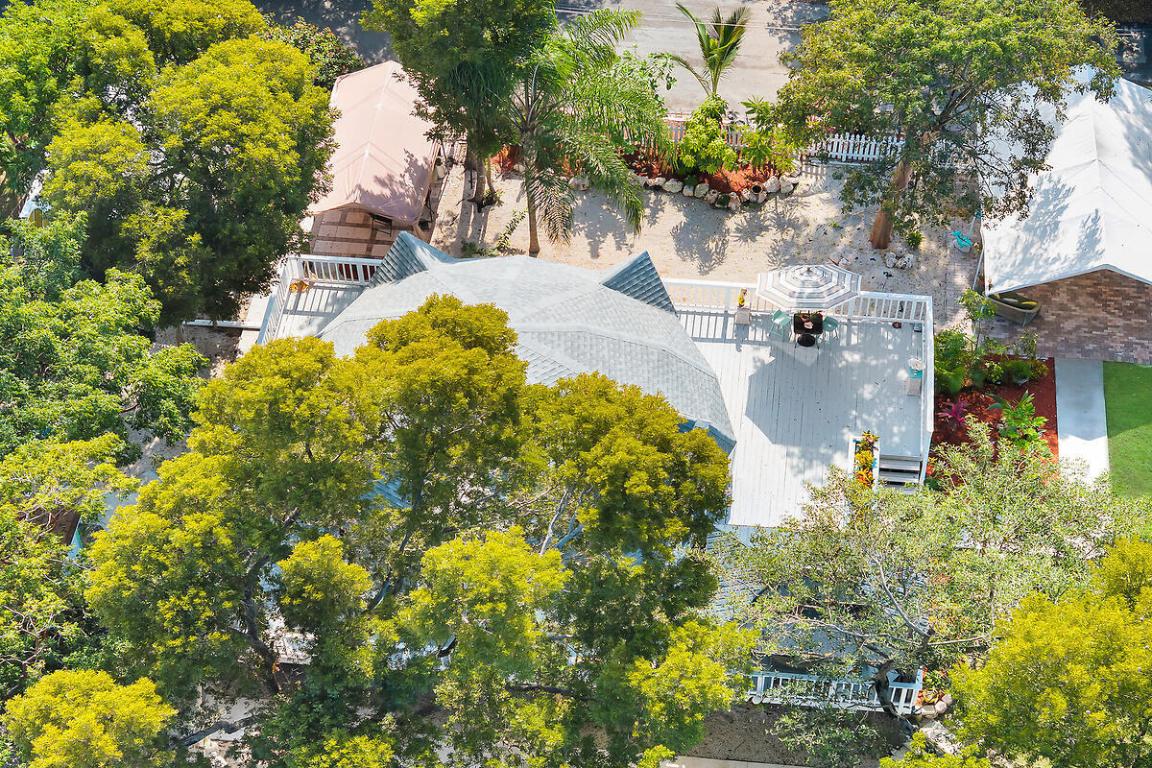 THOMPSON SUB - Residential