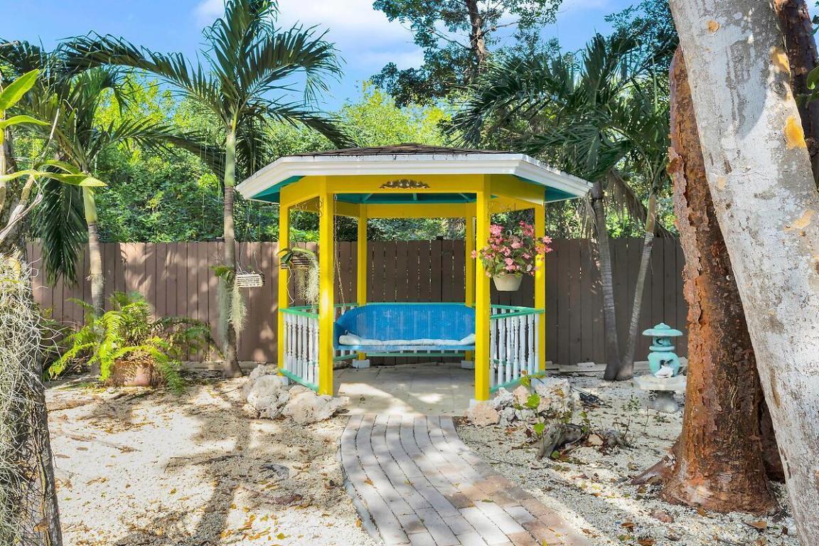 THOMPSON SUB - Residential