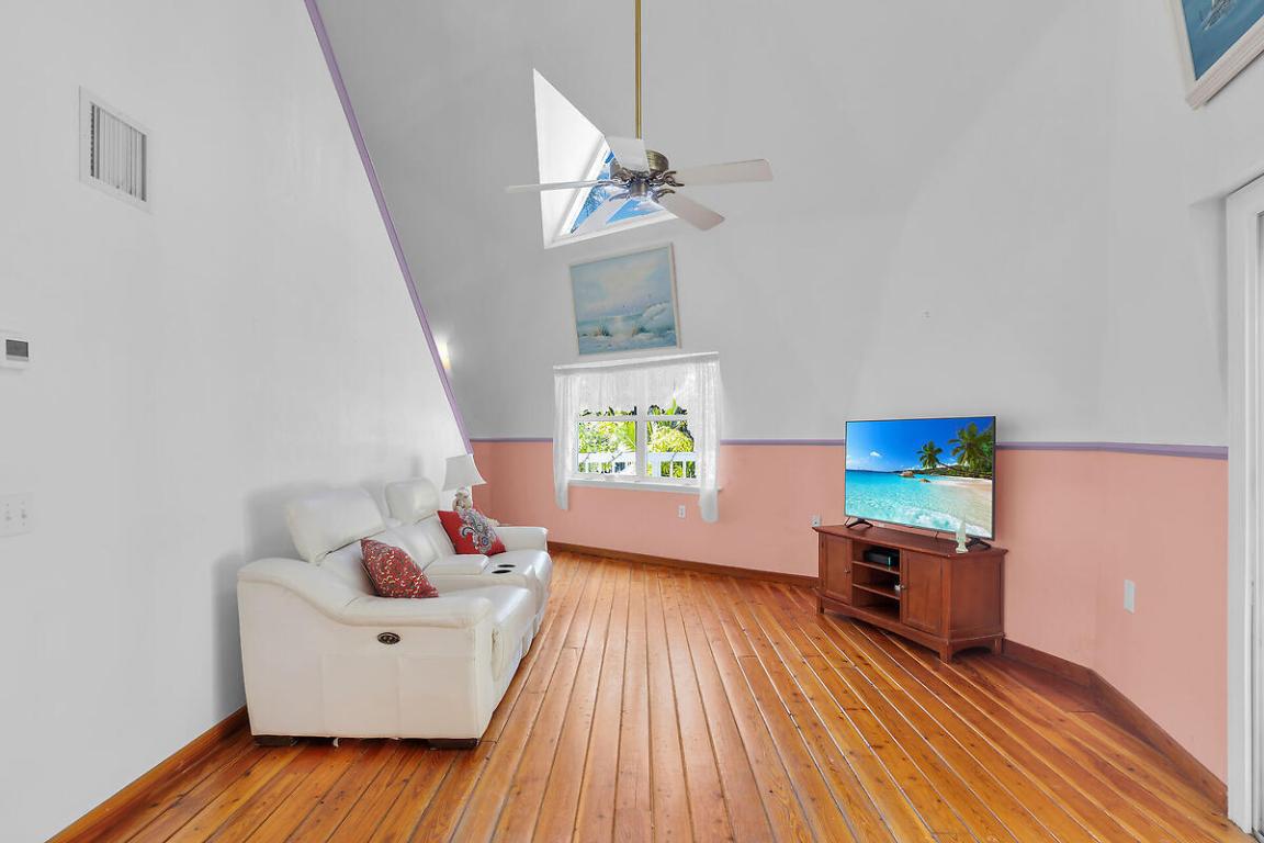 THOMPSON SUB - Residential