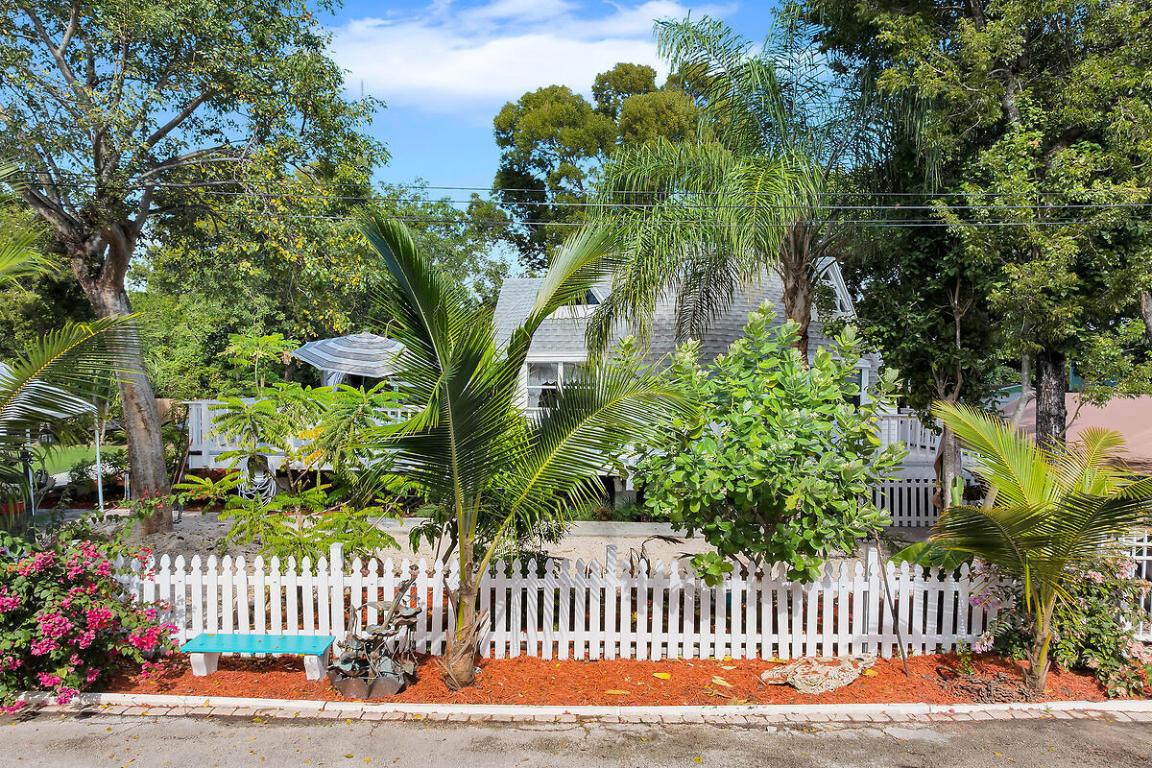 THOMPSON SUB - Residential