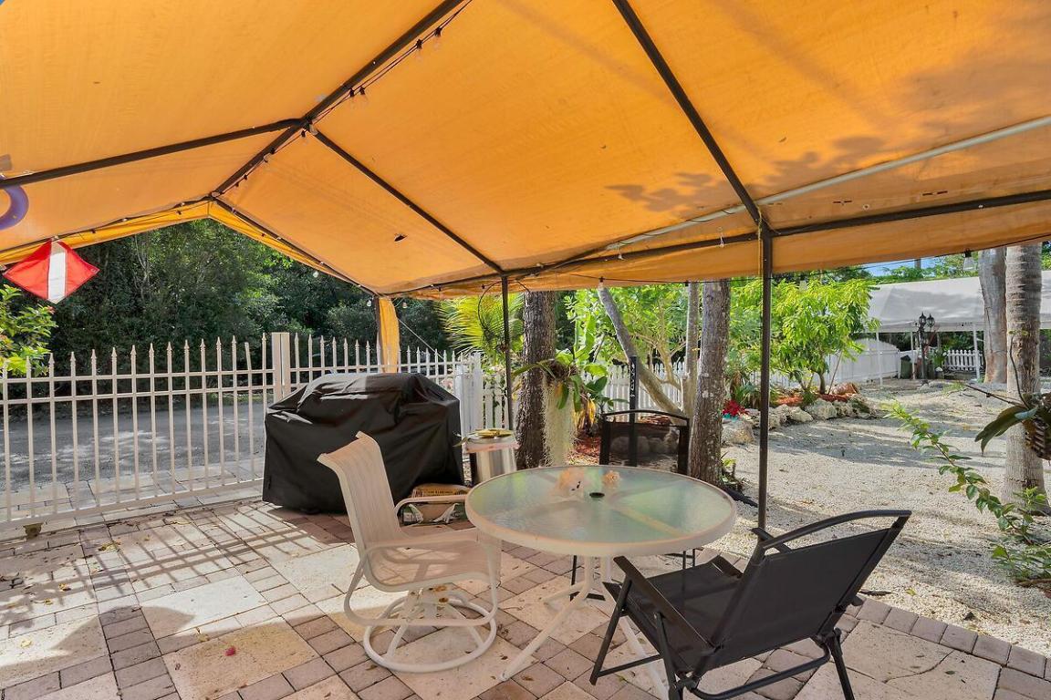 THOMPSON SUB - Residential