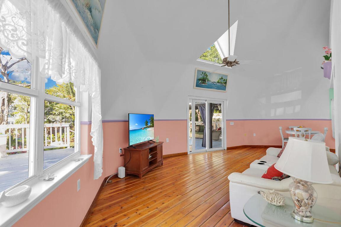 THOMPSON SUB - Residential